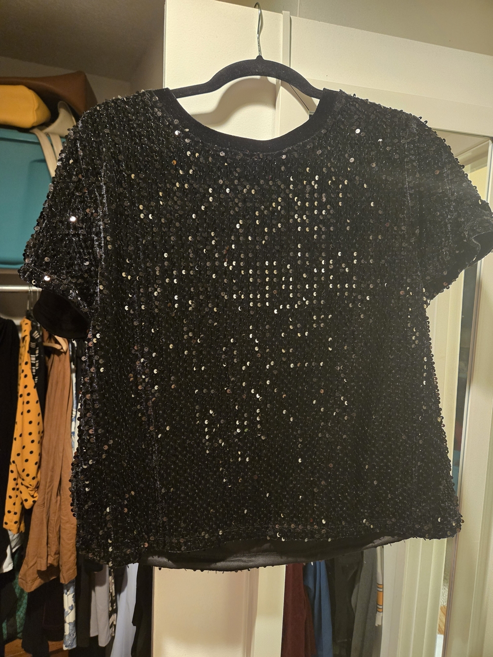 Kohl's Black Sequin Short Sleeve Tee